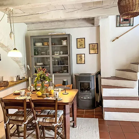 Castagna By Interhome