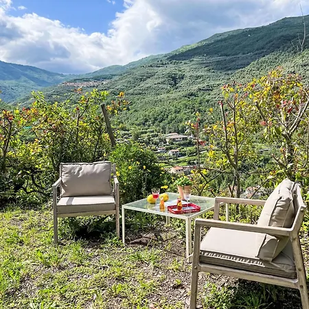 Castagna By Interhome 度假居 Borgomaro