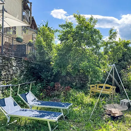 Castagna By Interhome 度假居 Borgomaro